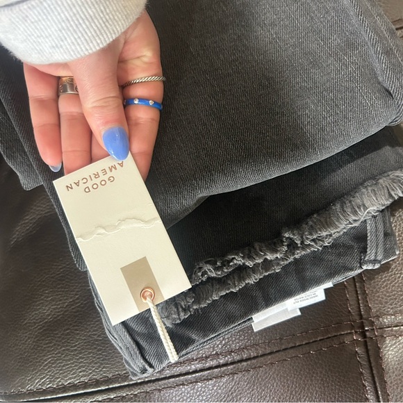 NWT GOOD AMERICAN JEANS - Picture 5 of 7